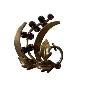 Vintage 60s Gold Tone Purple Rhinestone Floral Leaf Pendant Brooch‎ Pin